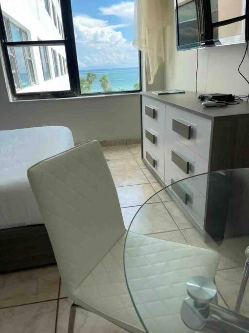 Apartamento Chic Ocean Front Studio! Miami Beach Exterior foto